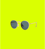 Gafas de sol con lentes redondeadas y montura dorada, en fondo verde limón